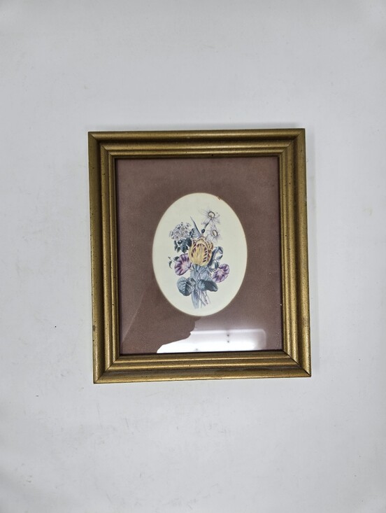 Other - Cute Small Brown Matte Flower Framed Photograph 8 Inches Oval Cute Retro Vintage